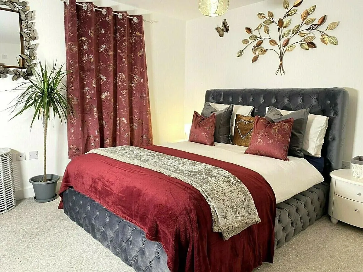 ☆Igloo Magnoliaview Luxe Townhouse + Free Parking☆ Βίλα Λιντς Σπίτι διακοπών